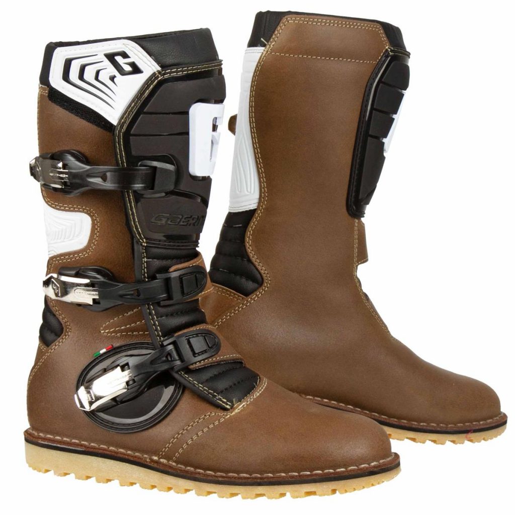 Gaerne Balance Pro-Tech Boots · The Car Devices